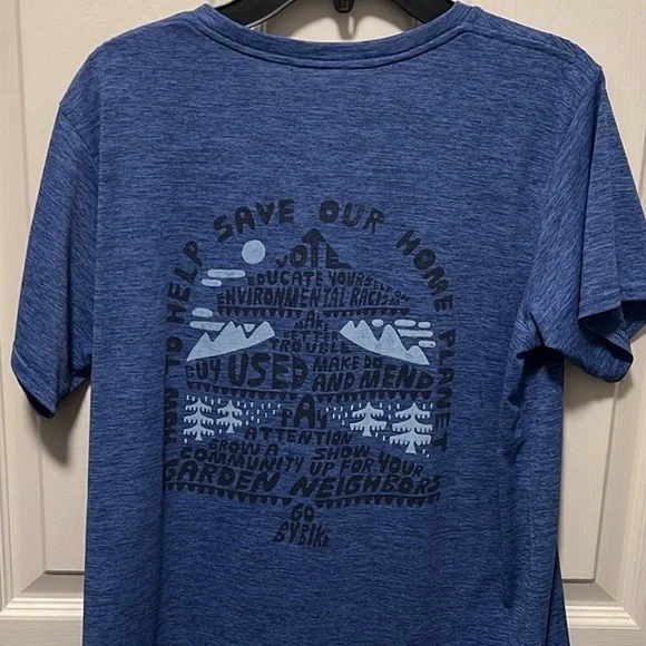 Patagonia heathered Blue Short Sleeve Tee Crew Neck graphic tee - Picture 3 of 4